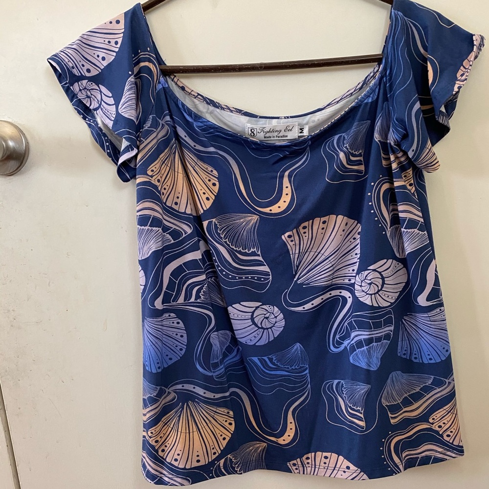 FIGHTING EEL Shell of the shoulder shirt!